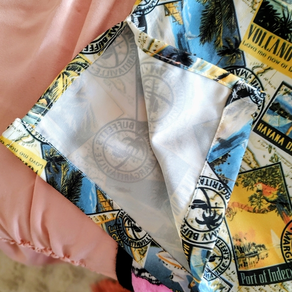 Margaritaville Travel Postcard Print Casual Button Up Shirt Medium NWOT Medium - Picture 7 of 9